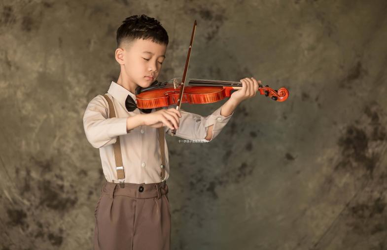 十一歲孩子坐高鐵是否半價(jià)、買啥票匯總,你不懂的這都有